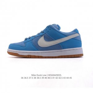 真标 耐克 Nike Dunk Low Retro 运动鞋复古板鞋。作为 80 年代经典篮球鞋款，起初专为硬木球场打造，后来成为席卷街头的时尚标杆，现以经典细节