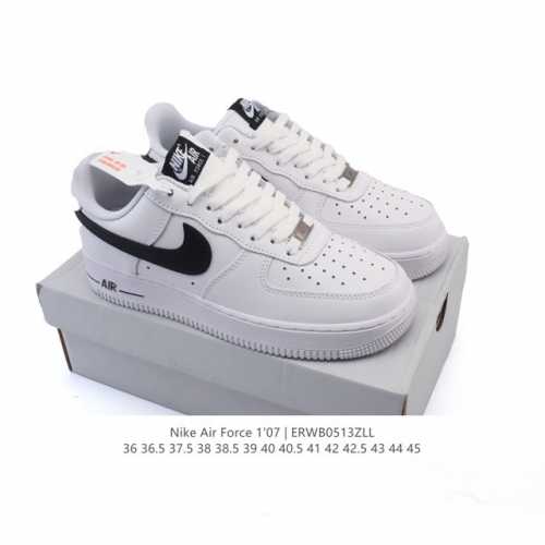 耐克 Nike Air Force 1 '07 Low 空军一号含气垫 小白鞋 低帮百搭厚底增高休闲运动板鞋。柔软、弹性十足的缓震性能和出色的中底设计，横跨复古