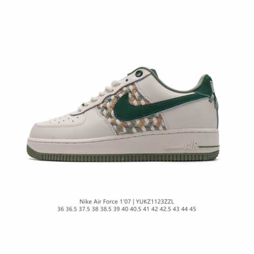 耐克 Nike Air Force 1 '07 Low 空军一号含气垫 小白鞋 低帮百搭厚底增高休闲运动板鞋。柔软、弹性十足的缓震性能和出色的中底设计，横跨复古