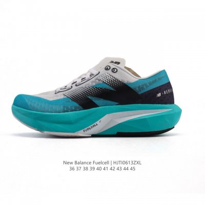 新百伦 New Balance Nb 男女鞋Rc Elite系列Mfcxlk4马拉松专业竞速碳板跑步鞋。搭载全新升级的全脚掌，Fuelcell科技中底，其优秀的