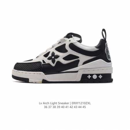 Lv Skate Sneaker 路易威登 男女士运动板鞋于 2024 秋冬秀场初次亮相，此次以粒面牛皮革焕新呈现。加垫鞋领和鞋舌援引滑板鞋设计，科技鞋带和橡胶 - 点击图像关闭