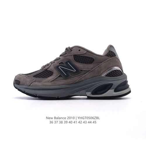 公司级 新百伦 New Balance2010秋冬英产做旧鞋款运动鞋 厚底增高老爹鞋。此复刻经典鞋款，加入当下大热的户外元素，以曾经篮球鞋款型式样加以打造鞋款造