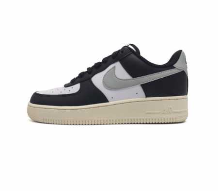 耐克 Nike Air Force 1 07 空军一号 Af 1 低帮厚底增高百搭休闲运动板鞋 柔软 弹性十足的缓震性能和出色的中底设计 横跨复古与现代的外型结 - 点击图像关闭