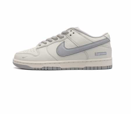 耐克 Nike Dunk Low 运动鞋复古滑板鞋 尽情迈步 彰显个性风采 采用天然皮革 经久耐穿 塑就如元年款 Dunk 般的复古质感 鞋头透气孔 搭配鞋口和 - 点击图像关闭