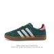 阿迪达斯 Adidas Originals Gazelle Indoor 复古三叶草防滑透明橡胶板鞋经典运动鞋。这款经典鞋,忠于原版设计,缀撞色三条纹和鞋跟饰片