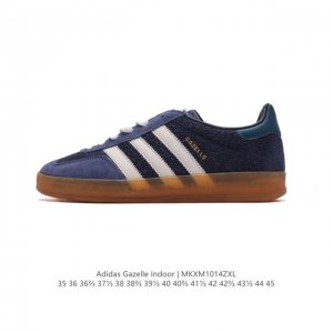 阿迪达斯 Adidas Originals Gazelle Indoor复古三叶草防滑透明橡胶板鞋经典运动鞋。这款经典鞋,忠于原版设计,缀撞色三条纹和鞋跟饰片。
