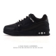 Lv Skate Sneaker 路易威登 2025年新款运动板鞋 蛇年限定 春夏秀场初次亮相，此次以粒面牛皮革焕新呈现。加垫鞋领和鞋舌援引滑板鞋设计，科技鞋带