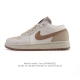 耐克 乔丹Air Jordan 1 Low Aj1 乔1 乔丹1代Aj1 低帮复古文化休闲运动篮球鞋。从1985 年面世的元年款汲取设计灵感，采用简洁大方的经典