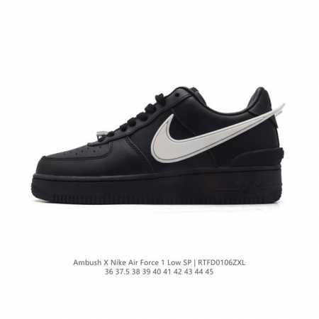 耐克 空军一号 Af1 低帮休闲板鞋 Ambush X Nk Air Force 7 Low Sp 空军一号联名标志性的swoosh延伸至鞋跟之外，鞋舌和鞋垫上 - 点击图像关闭