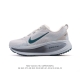 耐克 Nike Vomero 18 厚底增高老爹运动跑步鞋。全新 Vomero 提供比以往更多的緩衝效能以及該系列有史以來最高的鞋底高度，結合 Nike 的 Z