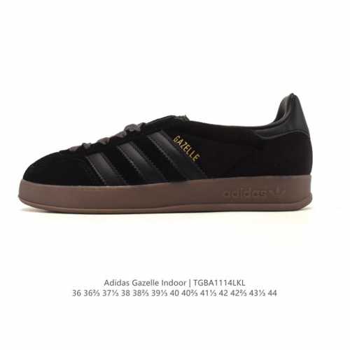 阿迪达斯 Adidas Originals Gazelle Indoor复古三叶草防滑透明橡胶板鞋经典运动鞋。这款经典鞋,忠于原版设计,缀撞色三条纹和鞋跟饰片。