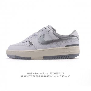 耐克 Nike Gamma Force 防滑减震耐磨低帮复古运动鞋休闲板鞋，Nike Gamma Force 运动鞋采用分层设计，混搭天然皮革和合成材质，焕新经