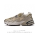 公司级Adidas Original Astir 耐磨复古运动休闲鞋 鞋款灵感来自2000年代的跑步款式 鞋面和超大号孔眼进行更新复古色系搭配经典配色 线条贯穿
