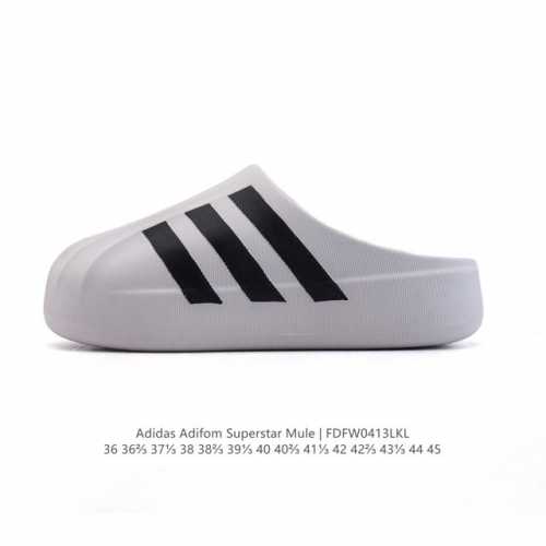 阿迪达斯 Adidas Originals Adifom Superstar 木屐鞋 鸭鸭鞋 潮男女运动板鞋 包头 拖鞋 凉鞋。鞋子由 50% 的天然和可再生材