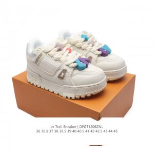 公司级 路易威登 Louis Vuitton Lv路易威登板鞋 时尚运动鞋 潮厚底增高鞋 。舒适防滑底和百搭性霸屏整个时尚娱乐圈，细节调整完美主义！采用柔软皮革