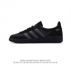 阿迪达斯 Adidas Handball Spezial 低帮三叶草学院风复古休闲板鞋 德训鞋 橡胶底柔软皮革面经典运动鞋板鞋。圆头、缝合拼接设计、正面绑带、鞋