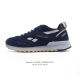 新品 Reebok 锐步 Lx 2200 潮流 美式复古休闲轻便运动跑步鞋，Reebok Lx2200 是一款融合复古设计与现代科技的慢跑鞋，主打舒适性和时尚感