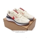 耐克 Nike Zoom Winflo 25 登月25代男鞋 跑鞋透气缓震疾速运动跑步鞋 采用透气网眼鞋面搭配外翻式鞋口，为脚跟区域营造出色舒适度，而在鞋底部分