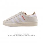 阿迪达斯 Adidas Superstar 2025年新款鞋子 蛇年新款经典贝壳头系列 新款休闲板鞋潮流男女士运动鞋 刺绣菊花。鞋面柔软皮革拼接材质 标志性的贝