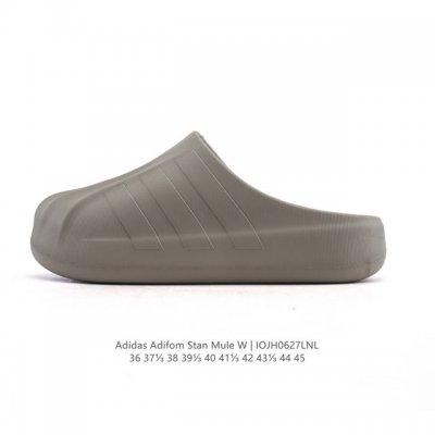 阿迪达斯 Adidas Originals Adifom Superstar 木屐鞋 鸭鸭鞋 潮男女运动板鞋 包头 拖鞋 凉鞋。鞋子由 50% 的天然和可再生材