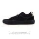 新品 Vans Chukka Push是范斯 Vans 经典系列的一款男女同款板鞋，时尚感爆棚，舒适度也超赞！该鞋款采用低帮设计，主打时尚舒适与包裹性防滑功能。