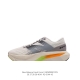 新百伦 [New Balance] Fresh Form 男女士运动鞋 厚底增高跑鞋，这款跑鞋不仅有着以大数据为基础的fresh Foam虎蜂大底，还有着独创的