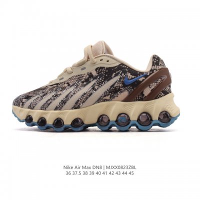 耐克 Nike Air Max Dn8 全掌气垫科技运动跑步鞋Fq7860-005。鞋款采用醒目渐变织物和动态波浪状结构鞋面，搭配黑色中底和外底，以及迷你黑色