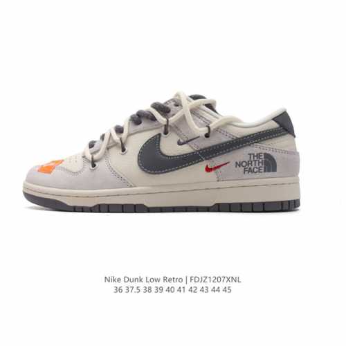 公司级 耐克 Nike Dunk Low Retro 运动鞋复古板鞋 解构绑带 双鞋带。作为 80 年代经典篮球鞋款，起初专为硬木球场打造，后来成为席卷街头的时