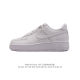 耐克 Nike Air Force 1 '07 Low 空军一号含气垫 低帮百搭厚底增高休闲运动板鞋。柔软、弹性十足的缓震性能和出色的中底设计，横跨复古与现代的
