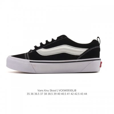 万斯 Vans Knu-Skool Vr3 Lx 面包鞋皮革帆布拼接鞋面。坎普尔 茱利安系列低帮复古硫化休闲运动板鞋“肥胖版大Logo”要说整个 年最为热门的鞋