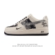 公司级 耐克 Nike Air Force 1 '07 Low 空军一号含气垫 小白鞋 低帮百搭厚底增高休闲运动板鞋。柔软、弹性十足的缓震性能和出色的中底设计，