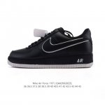 耐克 Nike Air Force 1 '07 Low 空军一号含气垫 小白鞋 低帮百搭厚底增高休闲运动板鞋。柔软、弹性十足的缓震性能和出色的中底设计，横跨复古