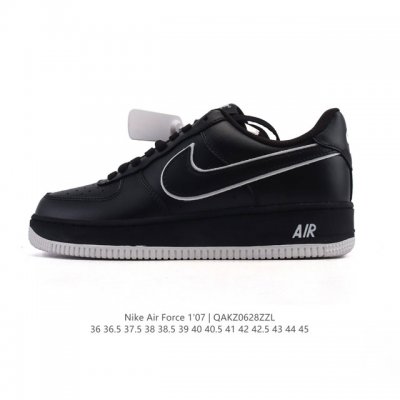 耐克 Nike Air Force 1 '07 Low 空军一号含气垫 小白鞋 低帮百搭厚底增高休闲运动板鞋。柔软、弹性十足的缓震性能和出色的中底设计，横跨复古