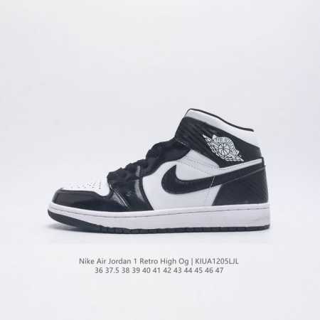 真二层 耐克 Nike Air Jordan 1 Retro High Og 乔丹一代aj1 乔1 Aj1 高帮篮球鞋复刻运动鞋 皮面高帮板鞋的设计灵感源自运动 - 点击图像关闭