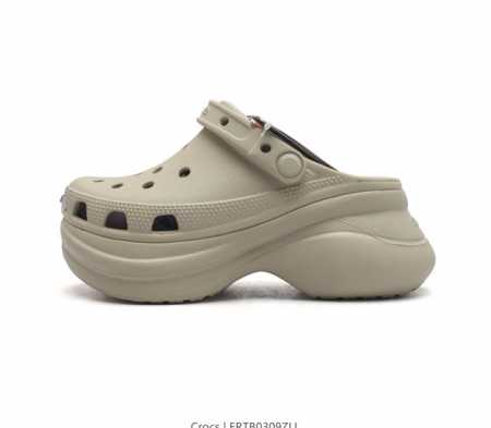 Crocs 沙滩洞洞鞋 女鞋 卡骆驰杨幂同款 厚底增高凸显大长腿沙滩鞋 选择尺码时 建议选大一码 脚感更舒适 这款没有鞋盒 类型 女鞋 尺码 34-40 编码 - 点击图像关闭