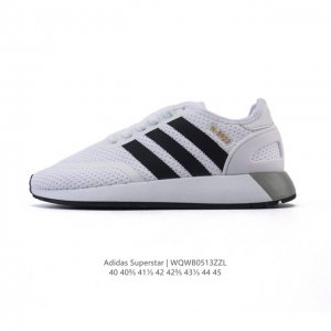 阿迪达斯春款Adidas 阿迪达斯正品三叶草男N-5923小Iniki运动跑步休闲鞋，这款训练鞋,汲取70年代跑步鞋灵感,为现代街头演绎。按复古跑步鞋式样设计。