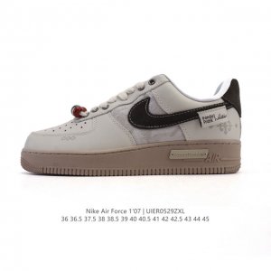 耐克 Nike Air Force 1 '07 Low 空军一号含气垫 小白鞋 2025年 蛇年新款 低帮百搭厚底增高休闲运动板鞋。柔软、弹性十足的缓震性能和出