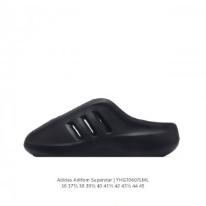 阿迪达斯 Adidas Adifom 夏季沙滩涉水百搭休闲拖凉拖鞋 超厚底增高男女鞋包头凉拖鞋。采用超轻95% 注塑 Eva塑料,5%泡沫塑料发泡缓震物料成型鞋