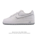 耐克 Nike Air Force 1 '07 Low 空军一号含气垫 小白鞋 低帮百搭厚底增高休闲运动板鞋。柔软、弹性十足的缓震性能和出色的中底设计，横跨复古