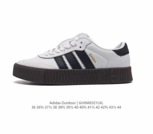 阿迪达斯 Adidas 三叶草 Outdoor 经典三条杠复古休闲运动板鞋春夏时尚简约小白鞋男女鞋情侣鞋 类型 男女鞋 货号 B28156 码数 36 36 3
