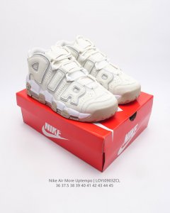 耐克 Nike Air More Uptempo 男女子运动鞋 续写 20 世纪 80 年代和 90 年代篮球运动飞速发展的传奇 结合独特品牌标志和可视缓震配置