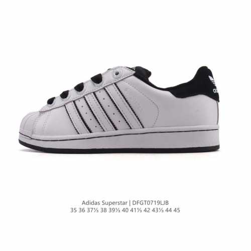 阿迪达斯 Adidas Superstar 2025年新款鞋子 蛇年新款经典贝壳头系列 新款休闲板鞋潮流男女士运动鞋。鞋面柔软皮革拼接材质 标志性的贝壳鞋头，简