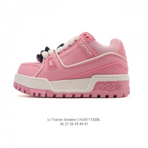 公司级 路易威登 Louis Vuitton Lv路易威登板鞋 时尚运动鞋潮厚底增高女鞋。舒适防滑底和百搭性霸屏整个时尚娱乐圈，细节调整完美主义！采用柔软皮革拼
