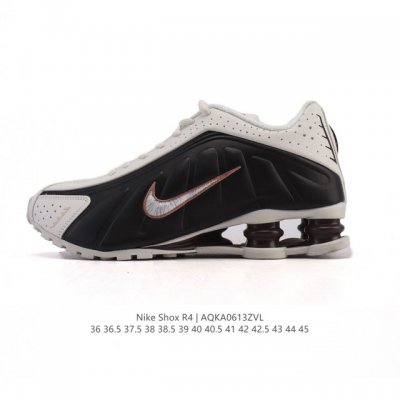 新品 耐克 Nike Shox R4 科技感运动鞋。金属质感鞋面 + 超大气柱 球鞋！Nike Shox R4上脚超炫酷Nike Shox R4十年经典鞋款，复
