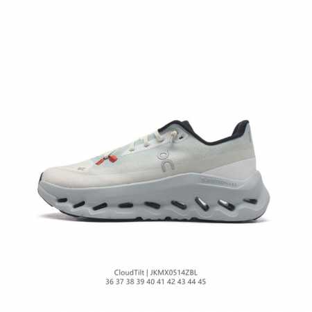 Loewe 罗意威 X On 昂跑全新合作系列运动鞋 时尚老爹鞋，品牌与瑞士高性能运动品牌on携手打造的此系列作品专为城市与户外生活而设，充分彰显蕴含可持续理念 - 点击图像关闭