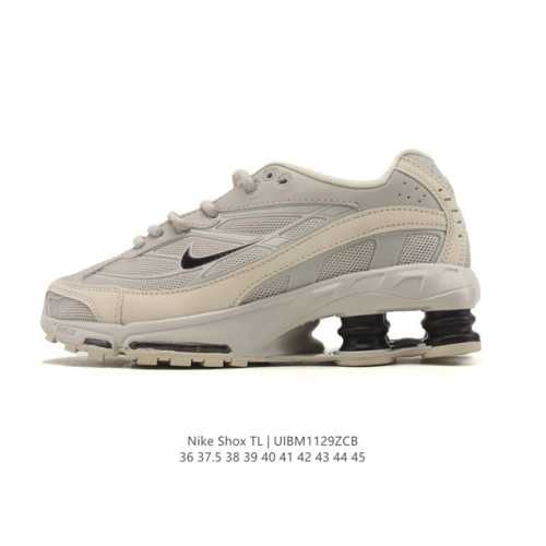 耐克 Nike Shox Tl 男女子运动鞋厚底增高老爹鞋，令机械力学缓震性能跃升新层次。采用透气网眼鞋面和全掌型 Nike Shox 技术，革新演绎经典 20