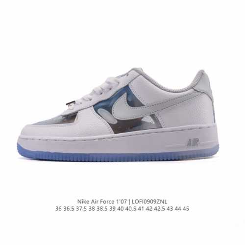 公司级 耐克 Nike Air Force 1 '07 Low 空军一号含气垫 小白鞋 中帮百搭厚底增高休闲运动板鞋。柔软、弹性十足的缓震性能和出色的中底设计，