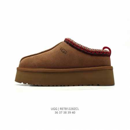 Ugg 棉拖 雪地靴 防水 俏皮可爱的百变造型， 美国轻奢品牌ugg 平底系列冬季雪地休闲保暖家居包头棉拖鞋。官方同步包装 检验标 材料采用原厂防污防水皮料 防 - 点击图像关闭