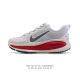 耐克 Nike Vomero 18 厚底增高老爹运动跑步鞋。全新 Vomero 提供比以往更多的緩衝效能以及該系列有史以來最高的鞋底高度，結合 Nike 的 Z