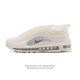 公司级 Nike 耐克 Nike Air Max 97 Se 气垫缓震男士跑步鞋 厚底增高百搭运动鞋。以织物材料以及皮革材质搭配而成 鞋侧的走线部分做了一个解构